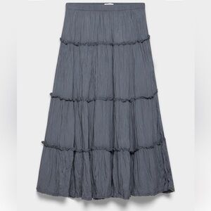 Aritzia Damasque Skirt in Vintage Navy size Large